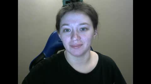 Snapshot of zara_golden chatting on 01.16.25 chaturcum online show from 01.16.25