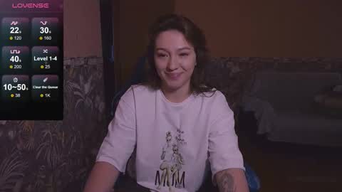 Snapshot of zara_golden chatting on 09.12.25 chaturcum online show from 09.12.25