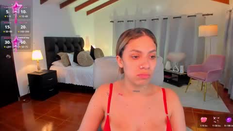 Snapshot of zara_wolf chatting on 03.14.26 ZARAPVT IS OPEN online show from 03.14.26