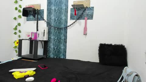 Snapshot of zarablazze chatting on 03.07.25 ZaraBlazze online show from 03.07.25