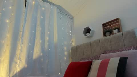 Zara . online show from 02.24.25