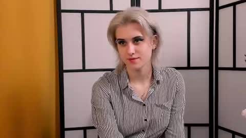 Snapshot of zaragermany chatting on 01.15.25 Sara online show from 01.15.25