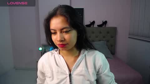 Snapshot of zarah_torres chatting on 12.07.24 Zarah  online show from 12.07.24