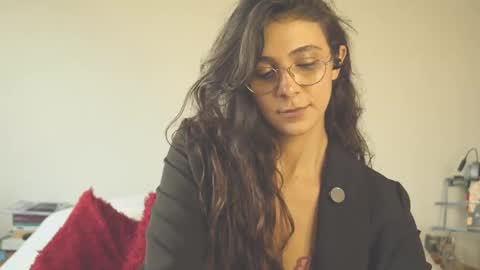 Miss Lynch   Next show  2911 online show from 09.15.25