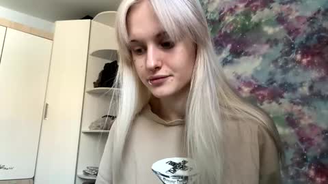 Snapshot of zaramontel chatting on 03.14.26 zaramontel online show from 03.14.26