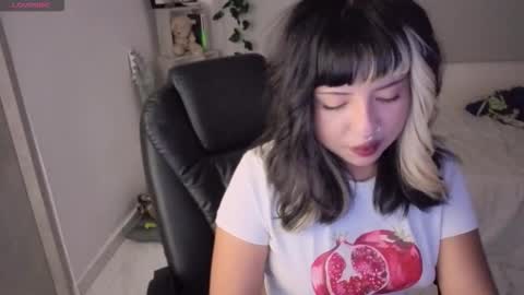 Snapshot of zaramuley chatting on 10.31.25 Zara muley online show from 10.31.25