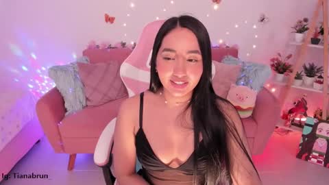 Zara online show from 10.11.25