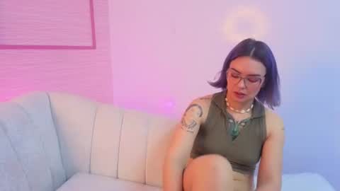 Isabella online show from 06.18.26