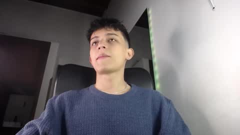 Snapshot of zarekneo chatting on 09.23.25 Zarek online show from 09.23.25