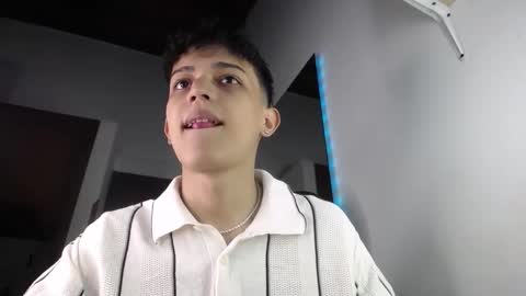 Snapshot of zarekneo chatting on 09.24.25 Zarek online show from 09.24.25