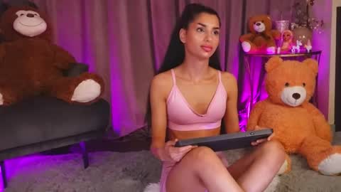 zariaavera online show from 05.15.26