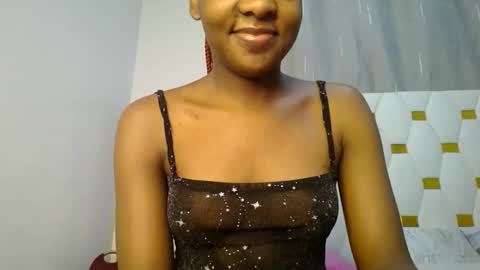 Snapshot of zariah011 chatting on 06.01.26 zariah online show from 06.01.26