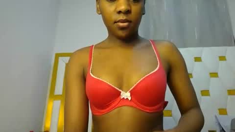 Snapshot of zariah011 chatting on 06.28.26 zariah online show from 06.28.26