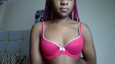 Snapshot of zariah011 chatting on 07.11.26 zariah online show from 07.11.26
