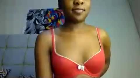 Snapshot of zariah011 chatting on 07.18.26 zariah online show from 07.18.26