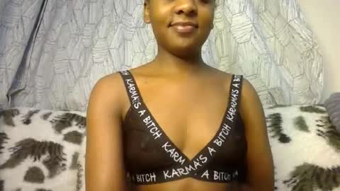 Snapshot of zariah011 chatting on 07.31.26 zariah online show from 07.31.26