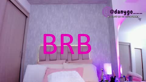 Snapshot of zarianaevanz chatting on 02.22.25 Zariana online show from 02.22.25