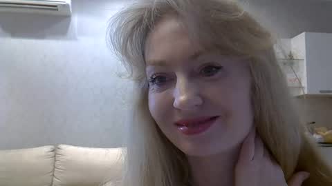 Zarina Swift online show from 05.01.26