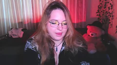 Snapshot of zayarush chatting on 09.15.25 zayarush online show from 09.15.25