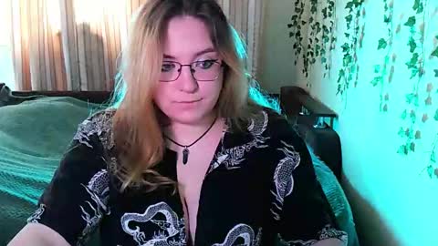 Snapshot of zayarush chatting on 09.29.25 zayarush online show from 09.29.25