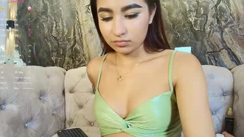  Zayda  online show from 03.04.25