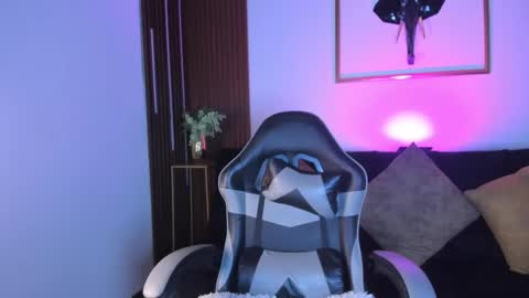  Zayda  online show from 09.23.25