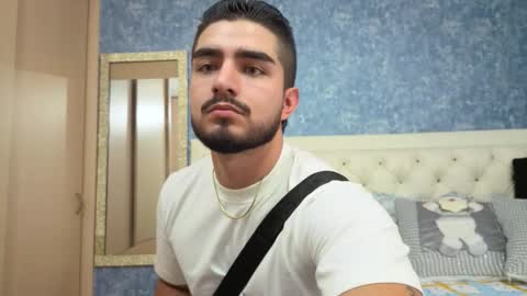 Snapshot of zayn_maximoff chatting on 11.23.25 ZAYN MAXIMOFF online show from 11.23.25