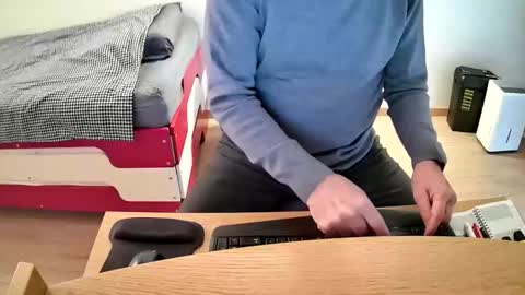 Snapshot of zebulon2023 chatting on 12.04.25 zebulon2023 online show from 12.04.25