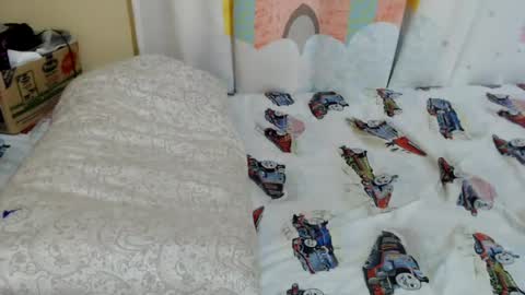 Snapshot of zeina_gen chatting on 07.14.26 flabby online show from 07.14.26