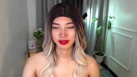 zelainalovetocum online show from 01.25.25