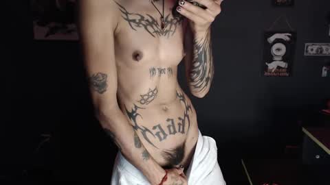 Snapshot of zeldrissss chatting on 11.29.25 Zeldris online show from 11.29.25