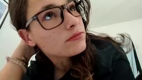 Snapshot of zellelajay2009 chatting on 02.16.25 KENDAL Kaylee online show from 02.16.25