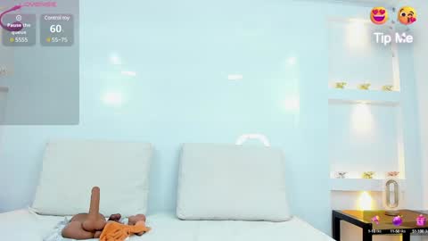 Snapshot of zenda_evans chatting on 01.28.25 Zenda Evans online show from 01.28.25