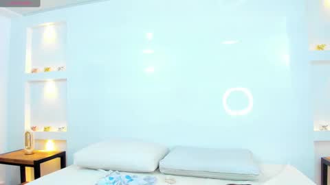 Snapshot of zenda_evans chatting on 02.13.25 Zenda Evans online show from 02.13.25