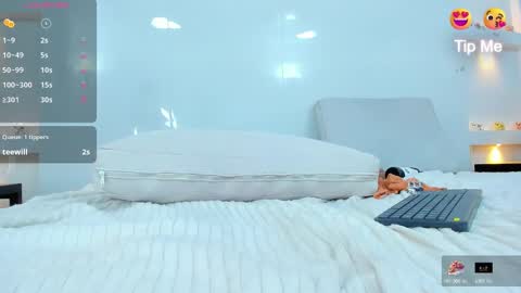 Snapshot of zenda_evans chatting on 03.06.25 Zenda Evans online show from 03.06.25