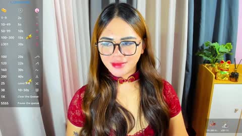 Snapshot of zendaya_amore chatting on 12.14.24 Zendaya online show from 12.14.24