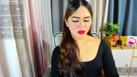 Snapshot of zendaya_amore chatting on 12.29.24 Zendaya online show from 12.29.24