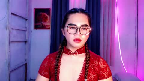 Snapshot of zendaya_amore chatting on 12.05.25 Zendaya online show from 12.05.25