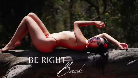 Zendaya online show from 09.12.25