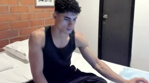 Snapshot of zenhzu chatting on 10.04.25 zenzhu online show from 10.04.25