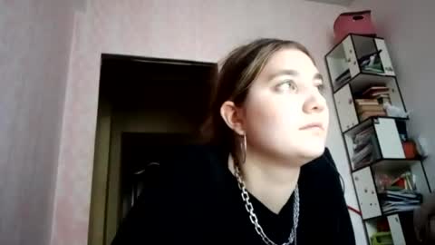 zeniabrossoit online show from 04.24.26