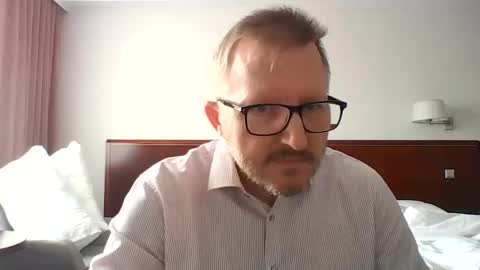 Snapshot of zenlem chatting on 05.23.26 zenlem online show from 05.23.26