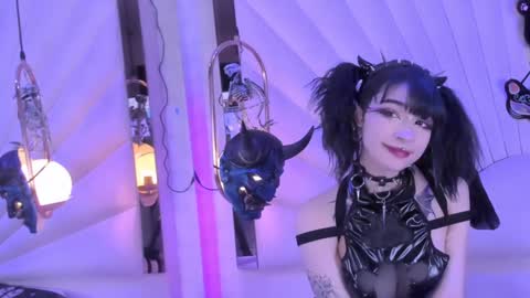    online show from 12.10.24