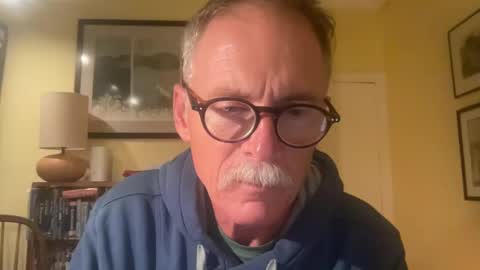 Snapshot of zephr1 chatting on 12.10.24 zephr1 online show from 12.10.24