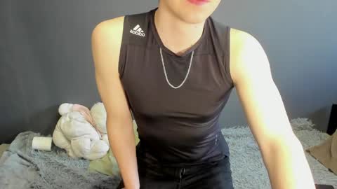 Snapshot of zeriixx chatting on 04.08.26 Ethan online show from 04.08.26