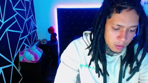 Snapshot of zero_x9 chatting on 02.24.26 zero_x9 online show from 02.24.26