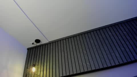 zeus online show from 02.25.25