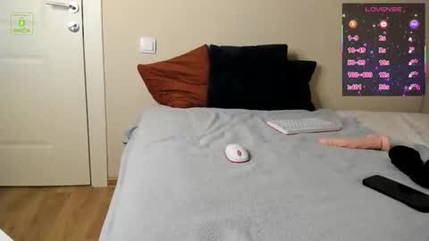 ZEYN online show from 11.28.25