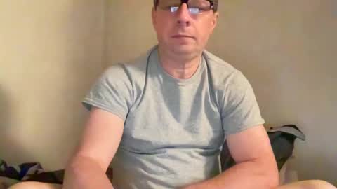 Snapshot of zgibnam chatting on 11.03.25 zgibnam online show from 11.03.25