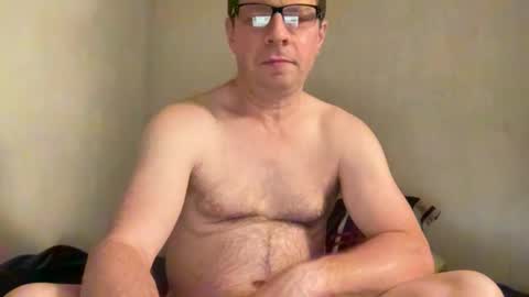 Snapshot of zgibnam chatting on 11.16.25 zgibnam online show from 11.16.25